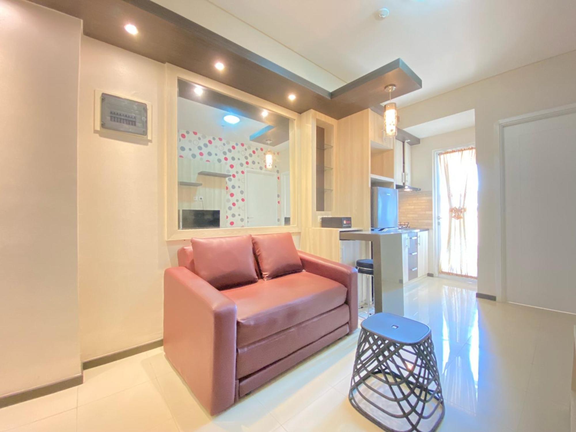 Cozy And Serene 2br At Parahyangan By Travelio Apartemen *