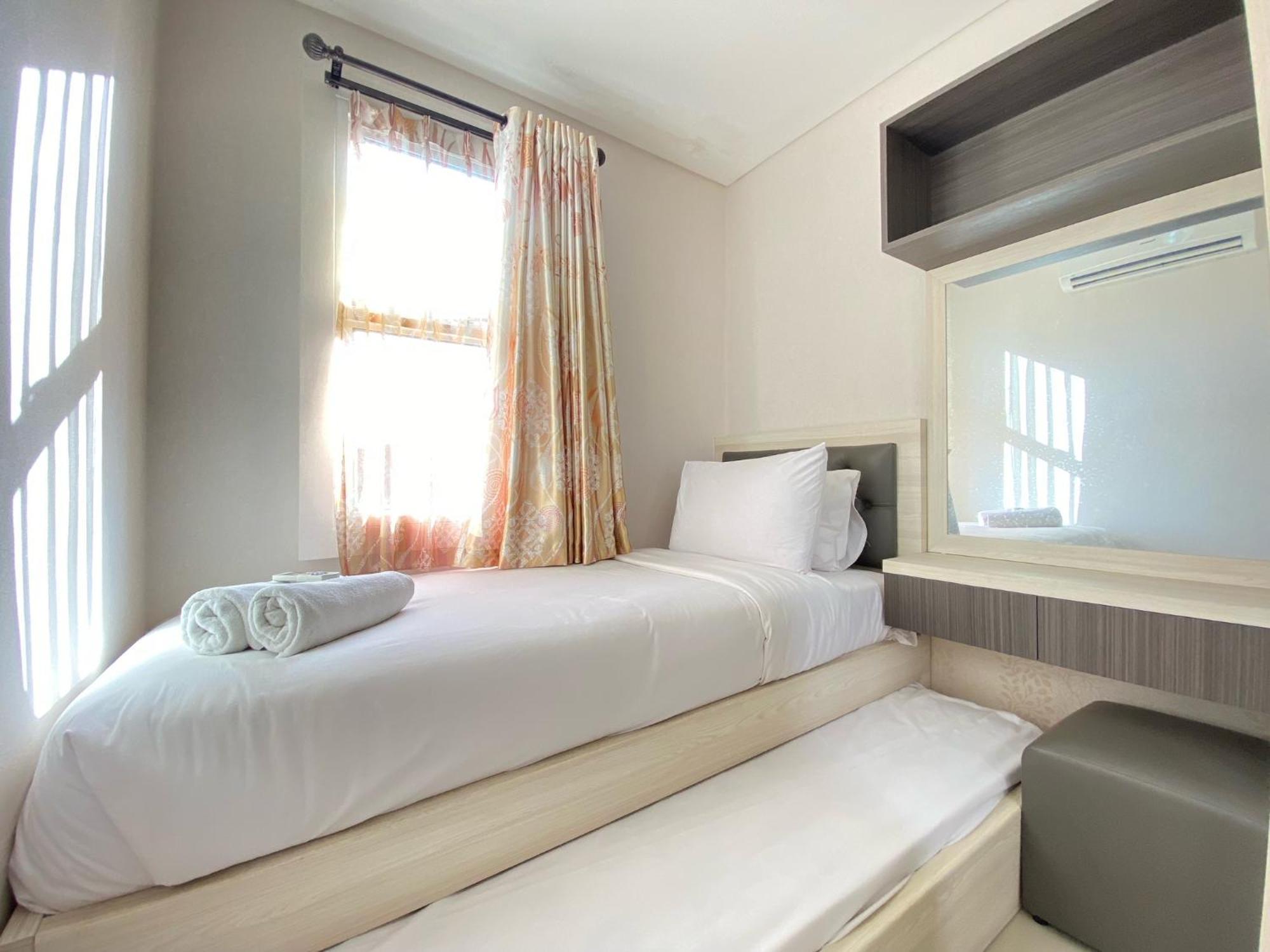 Cozy And Serene 2br At Parahyangan By Travelio * Bandung