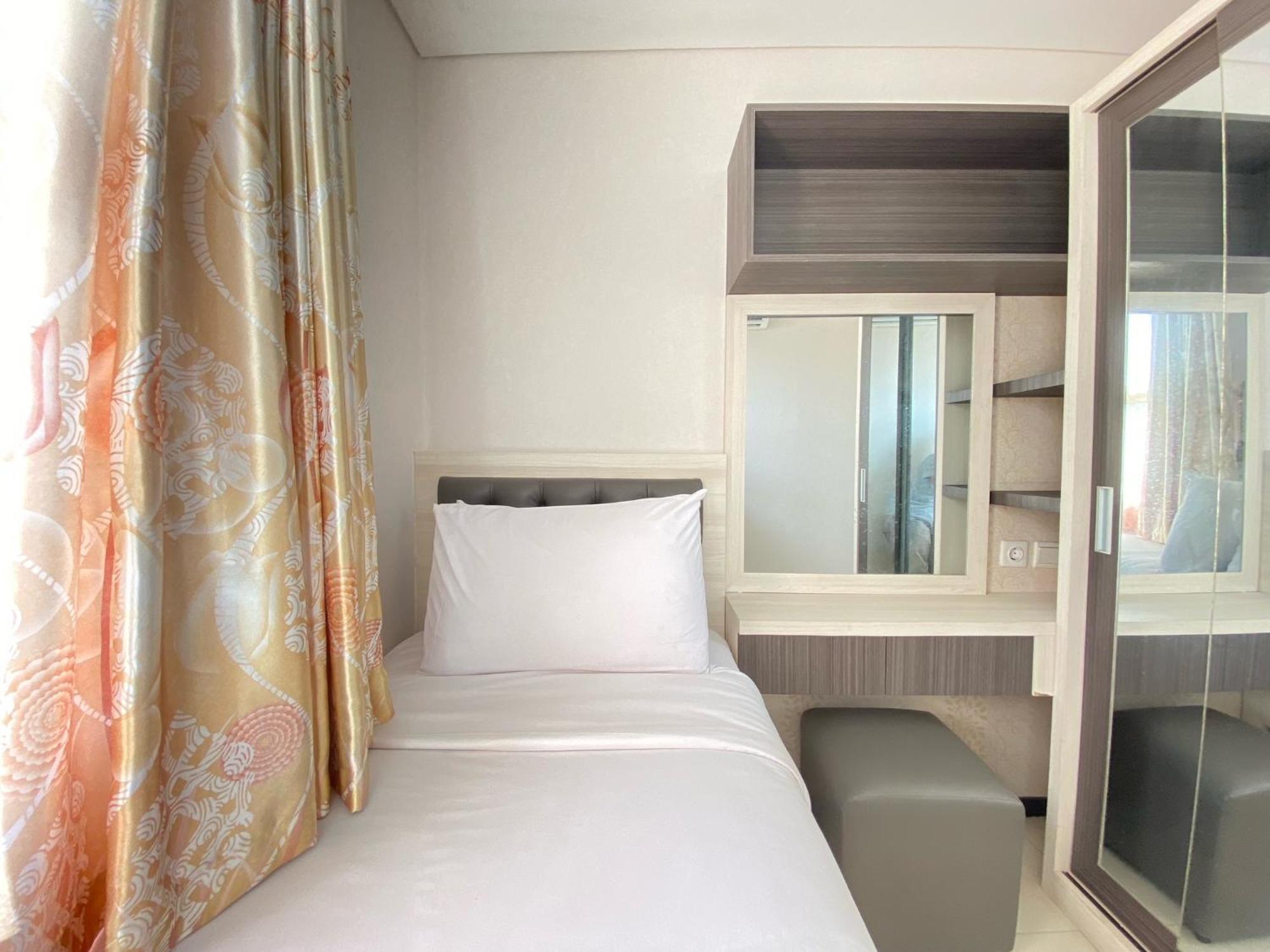 Cozy And Serene 2br At Parahyangan By Travelio