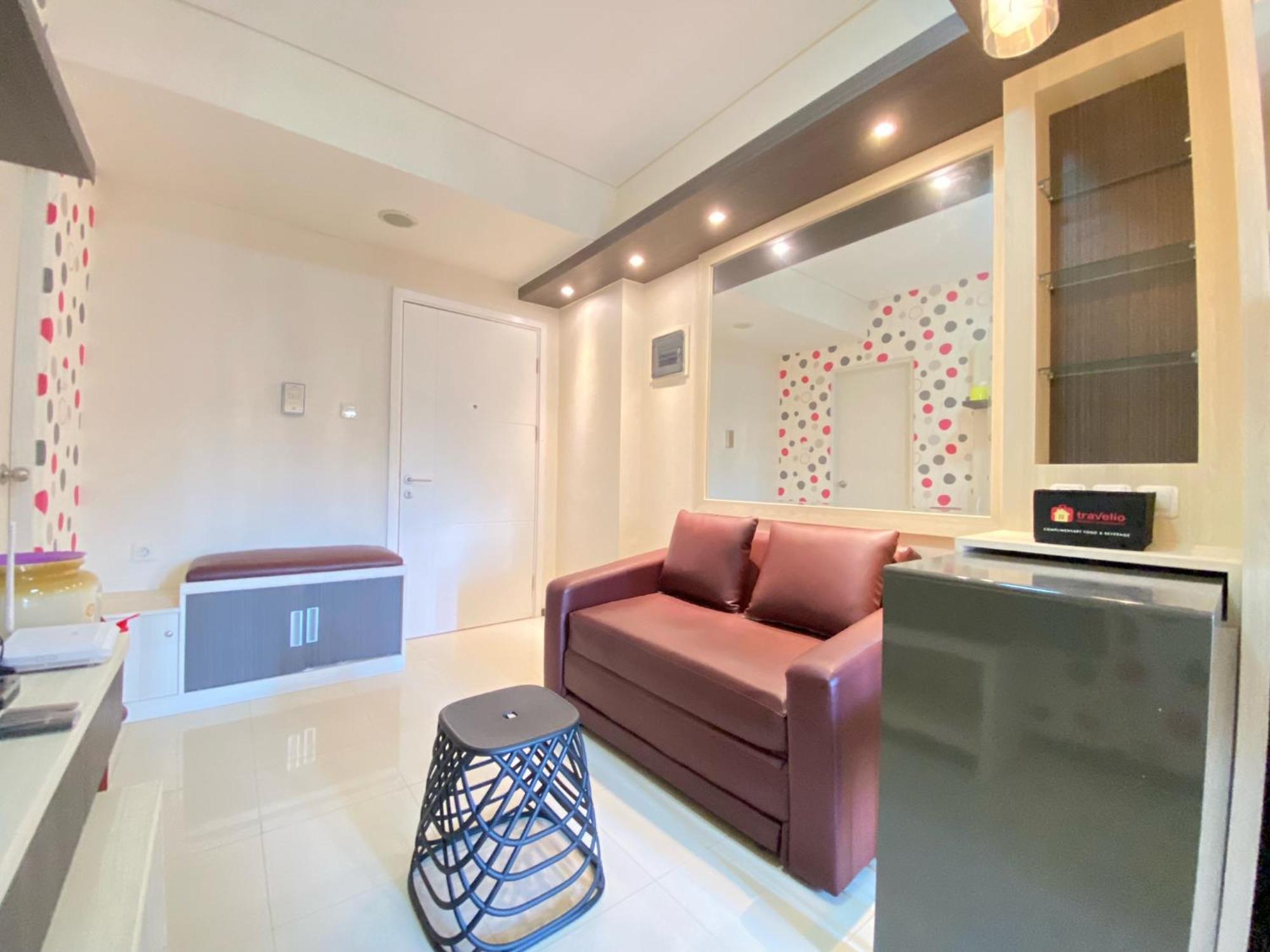 Apartemen Cozy And Serene 2br At Parahyangan By Travelio