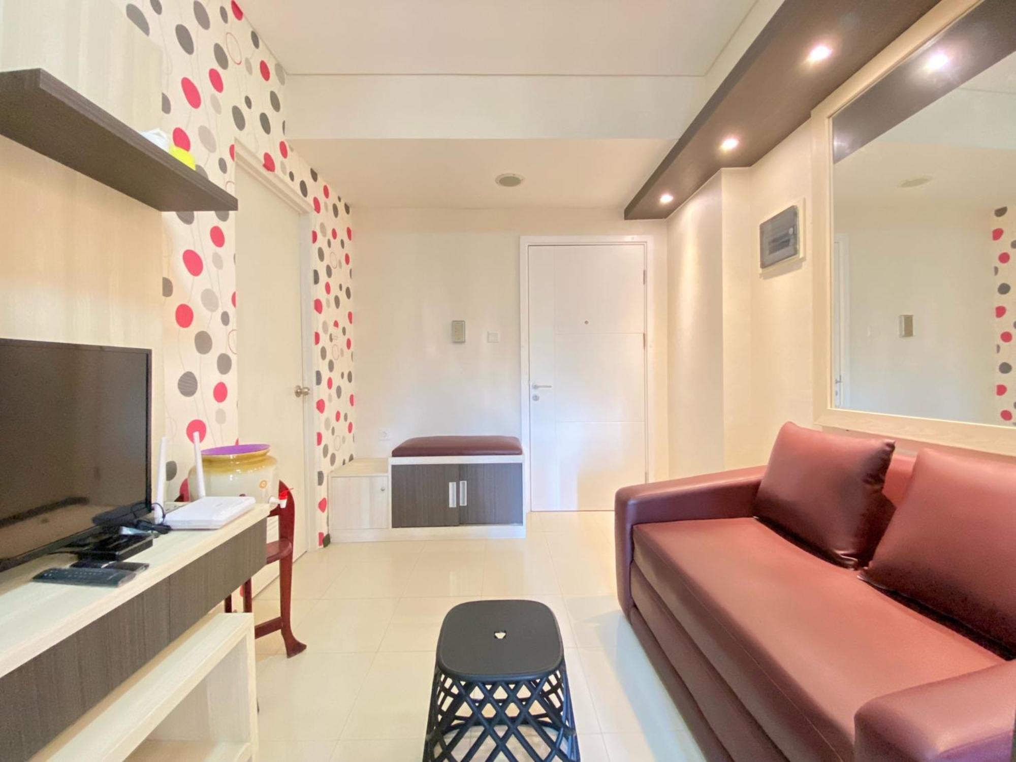 Cozy And Serene 2br At Parahyangan By Travelio Apartemen Bandung