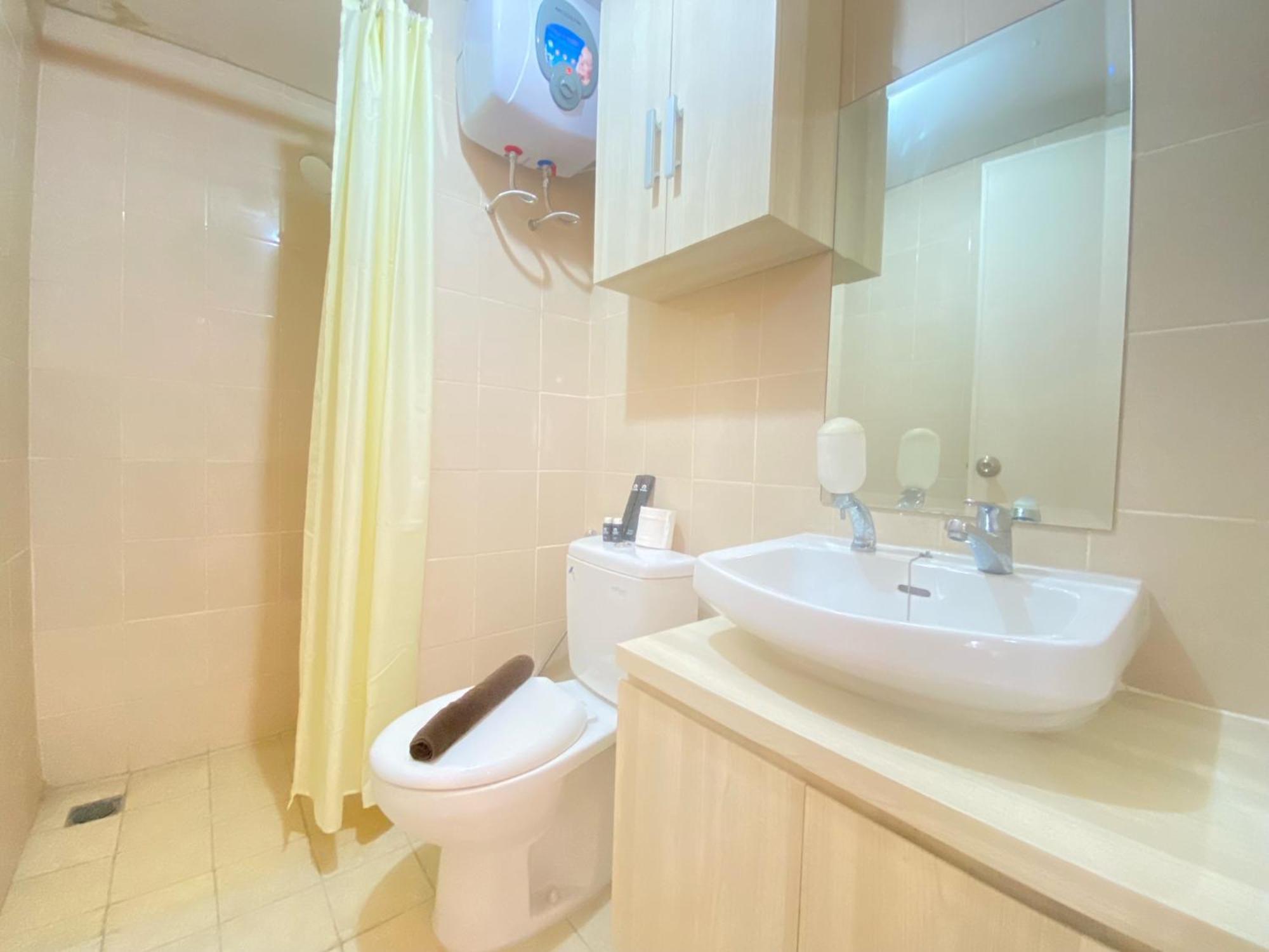 Cozy And Serene 2br At Parahyangan By Travelio * Bandung